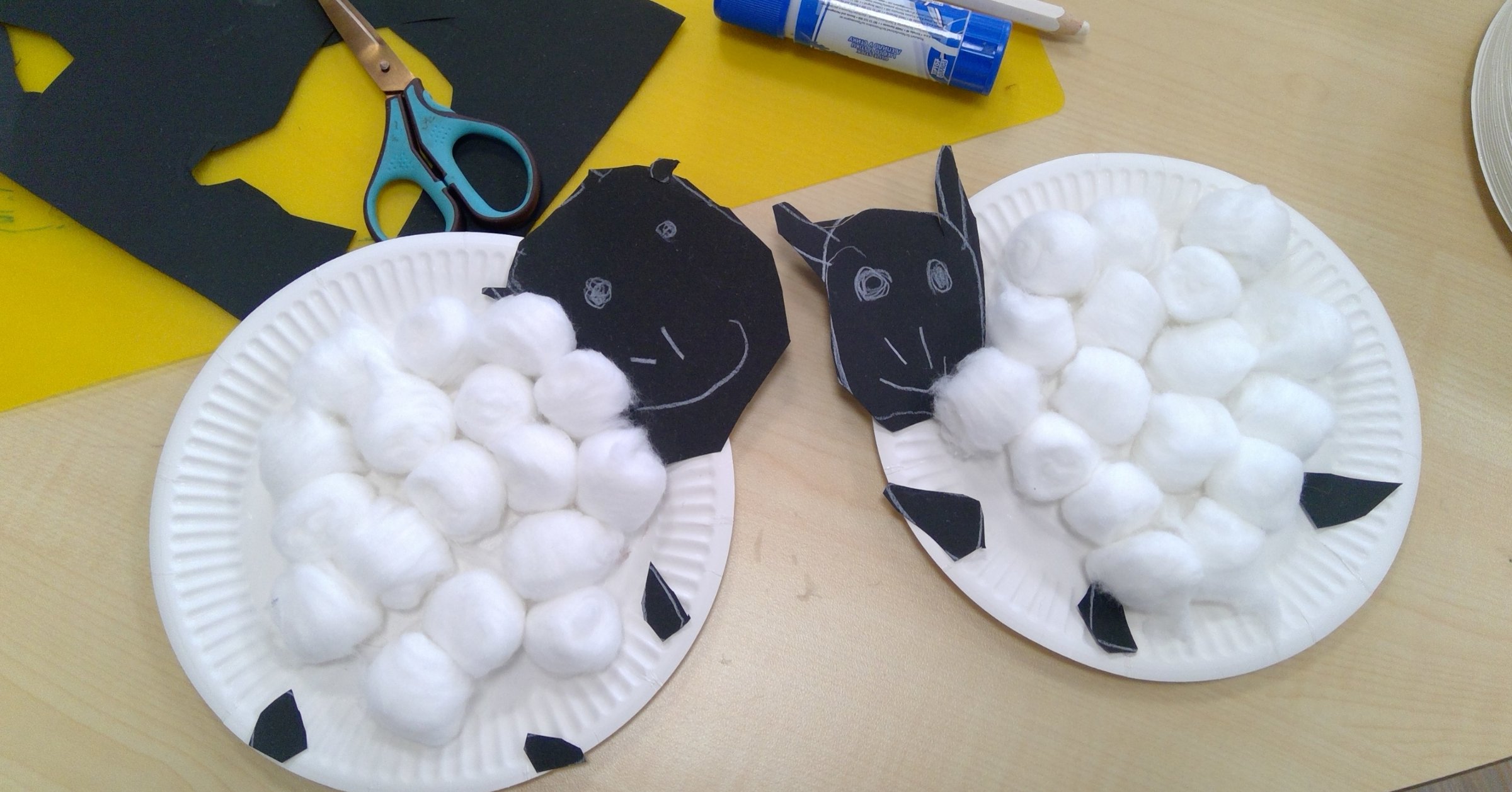 Hier entstehen tolle Osterlämmchen